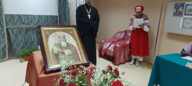 12 ноября 2015 нашим приходом Свято-Никольского храма был проведен вечер, посвященный 1000-летию преставления святого равноапостольного князя Владимира. 12 ноября 2015 нашим приходом Свято-Никольского храма был проведен вечер, посвященный 1000-летию преставления святого равноапостольного князя Владимира.