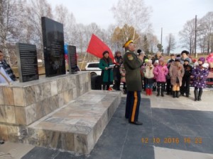 Открытие памятника, д. Быстрое, молебен, память