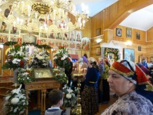 Приход, праздник, крестный ход