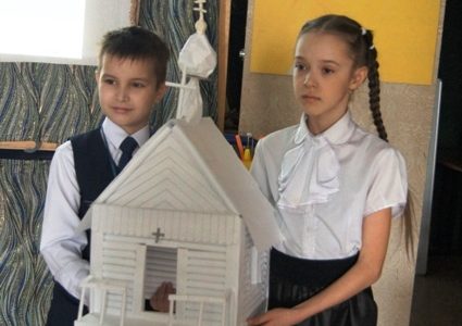 Православная детская конференция прошла на базе воскресной школы Свято-Никольского храма г. Слюдянка 27 марта 2021 года на Родительскую субботу
